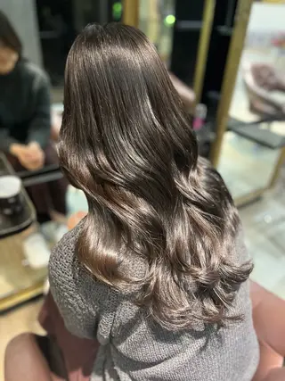 ロング カラー 松村 菜美のヘアスタイル