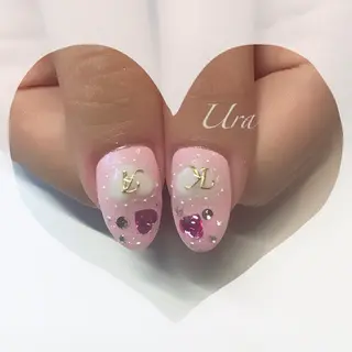 ネイル UrakoNail 《nail》のネイルデザイン