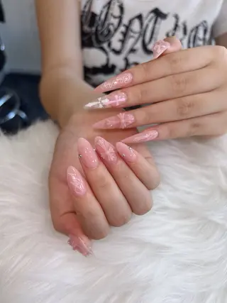 ネイル Sora  Nail 長さ出し専門店のネイルデザイン