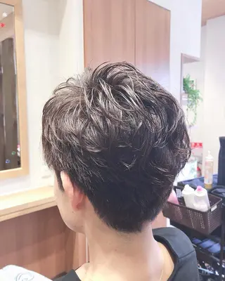 ショート カラー パーマ 【美髪を叶える】中谷 彰宏（アキ)のヘアスタイル