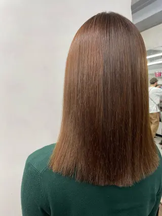 セミロング カラー 韓国レイヤー🇰🇷 美髪縮毛矯正🫧拓海のヘアスタイル