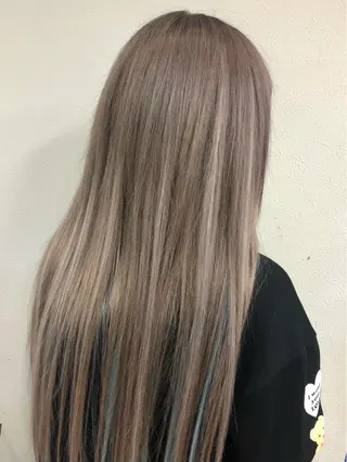 カラー ダブルスキルエクステ /羽エクステ白石宇由のヘアスタイル