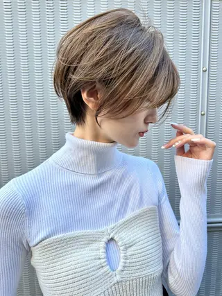 ショート taiga レイヤー /髪質改善/矯正🌈のヘアスタイル