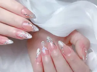 ネイル 🎀M nails✨ ビューティーのネイルデザイン