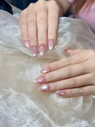 ネイル FuFu.Nail 2️⃣番のネイルデザイン