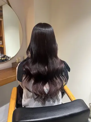 ロング 塩川ももこ/ 自然な縮毛矯正のヘアスタイル