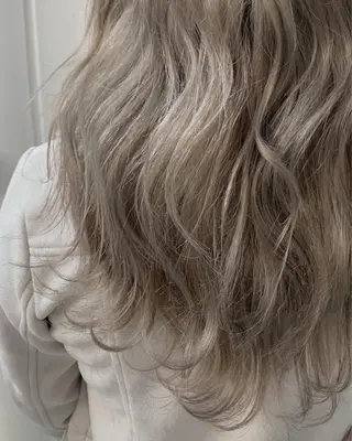 セミロング カラー ヘアアレンジ 縮毛矯正 髪質改善寺坂雄飛💐のヘアスタイル