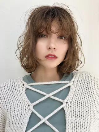 ミディアム カラー パーマ RUKA 美容院×ネイリストのヘアスタイル