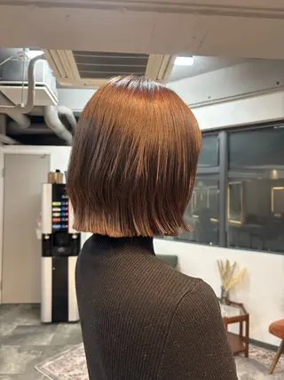 カラー レイヤー✂︎ぷつボブ 艶カラー🤍noaのヘアスタイル
