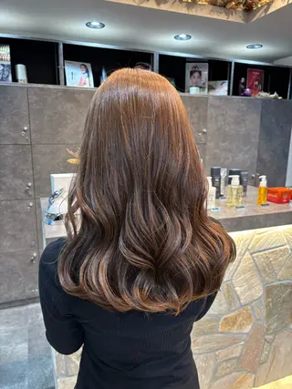 カラー レイヤー✂︎ぷつボブ 艶カラー🤍noaのヘアスタイル