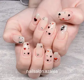 ネイル R inのネイルデザイン