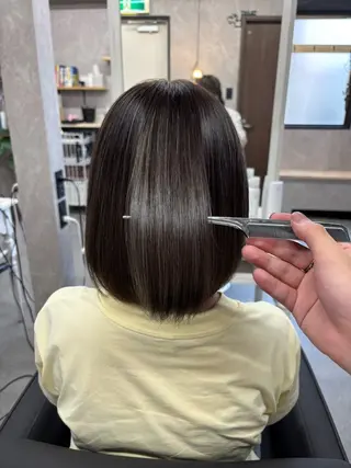 ミディアム かがみ/メンテナンス カット無料のヘアスタイル