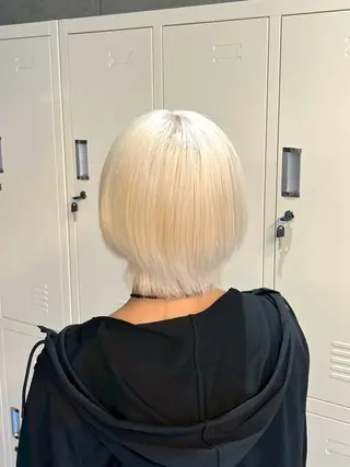 カラー 🦋ハイトーン×ア レンジ💫Leenaのヘアスタイル