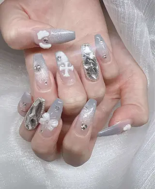 ネイル Lee Nailsのネイルデザイン