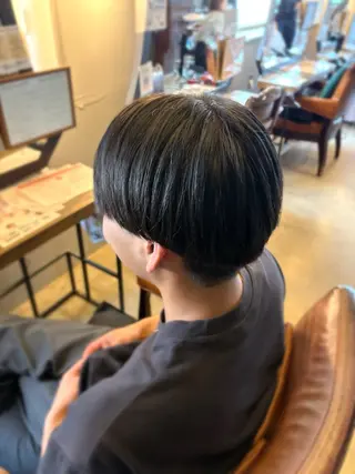 ショート 滝口 詩音のヘアスタイル