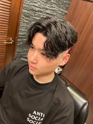 パーマ 中越 仁一郎のヘアスタイル