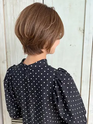 ショート デザインカラー茅ヶ崎 オオタ カズキのヘアスタイル