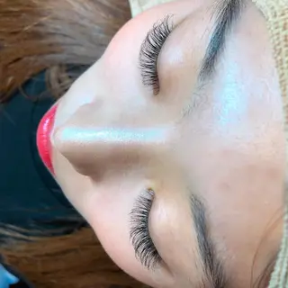 カラー ヘアアレンジ ネイル マツエク・マツパ 心斎橋🤍韓国.美眉 パリジェンヌ R..のマツエク・マツパデザイン