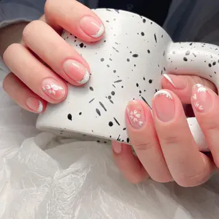 ネイル Maggie Nail🦩のネイルデザイン