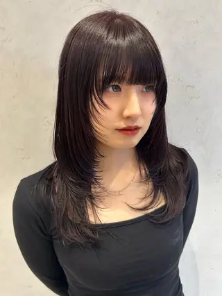 セミロング カラー レイヤー/インナー カラー🦋ルイのヘアスタイル