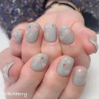 ネイル ネイリスト なつみのネイルデザイン