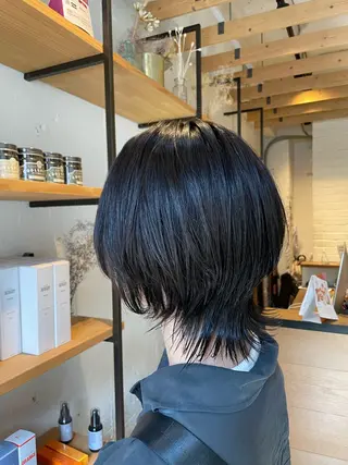 ミディアム EIGHT　サイショ ミズキのヘアスタイル