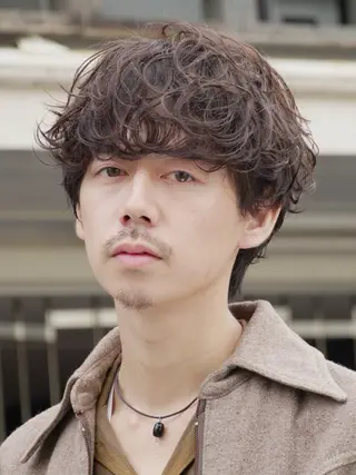 パーマ メンズ RETOUCH by fifth銀座所属・マッシュパーマ fifth岡村優作のヘアスタイル