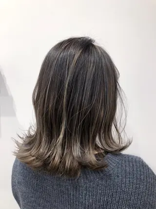 ミディアム カラー tipi 香椎・千早のヘアスタイル