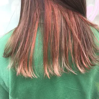 ミディアム カラー 相川 愛実のヘアスタイル