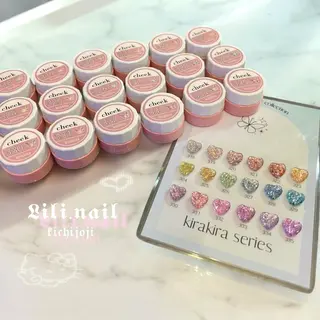 ネイル lili.nail y2k/長さ出しのネイルデザイン