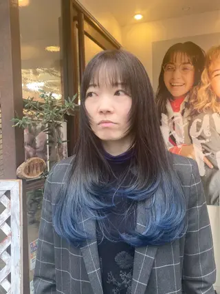 セミロング ウチダ ユウヤのヘアスタイル