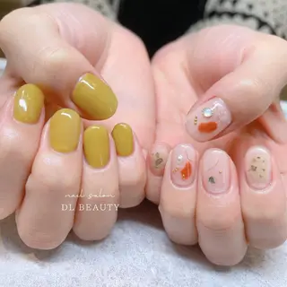 ネイル .. momoko🕊のネイルデザイン