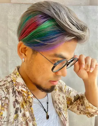 ショート カラー メンズ 派手髪デザインカラー ヒロカのヘアスタイル