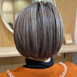 ショート カラー UMEDA FIGAROのヘアスタイル