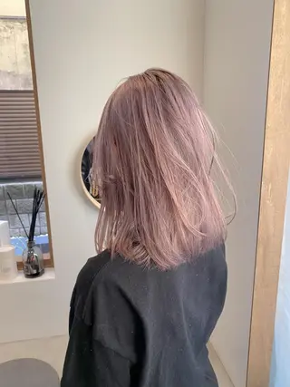 カラー 美髪ストレート 川本雄己のヘアスタイル