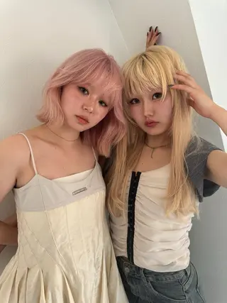 セミロング カラー 🩷ハイトーン透明感 レイヤー🩷ユリカのヘアスタイル