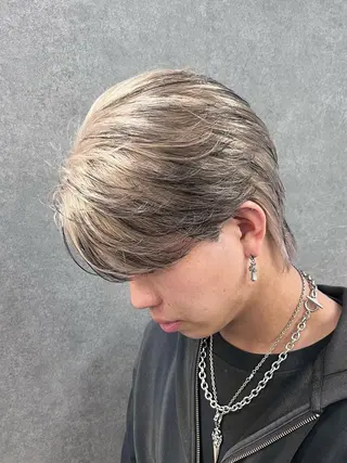 ショート カマタ ハルキのヘアスタイル