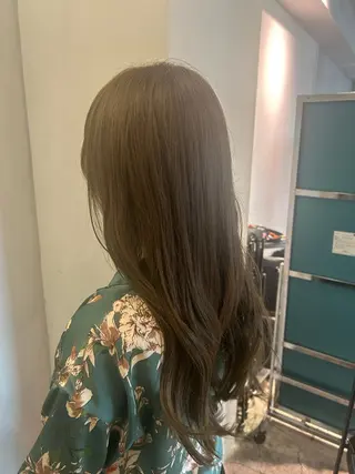 ロング カラー IT by ALBUM立川のヘアスタイル