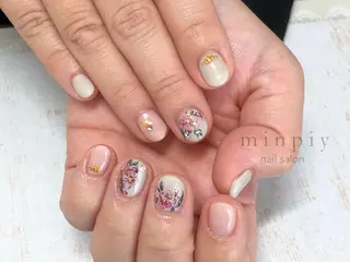 ネイル 𖡼 yumenoのネイルデザイン