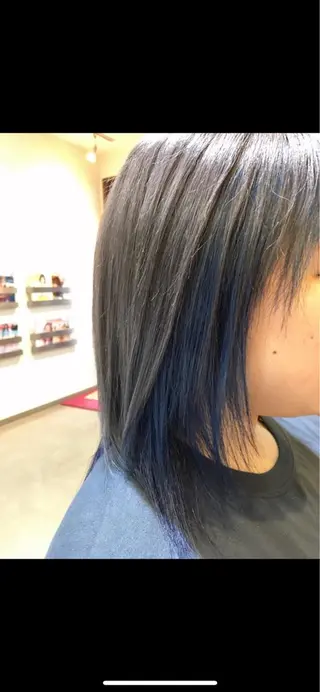 ショート カラー 蓮見  友里のヘアスタイル