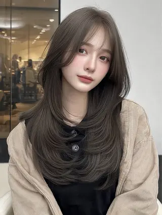 ロング カラー 祖慶 歩のヘアスタイル