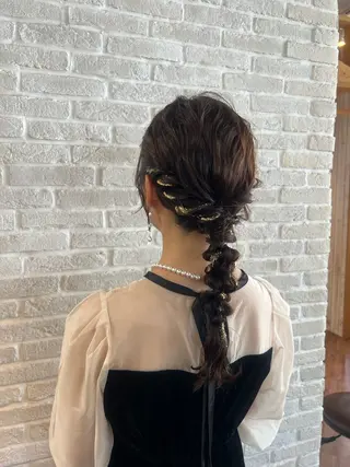 ロング ヘアアレンジ Topstylist YUKIのヘアスタイル