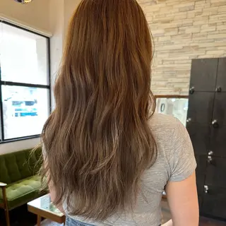 ロング カラー 近藤 優羽のヘアスタイル