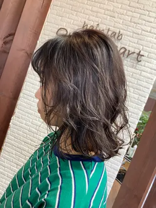 カラー ヘアと眉Otsuka Hikari💆‍♀のヘアスタイル
