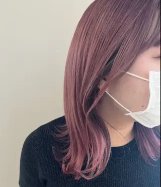 ミディアム カラー 山下 まりなのヘアスタイル