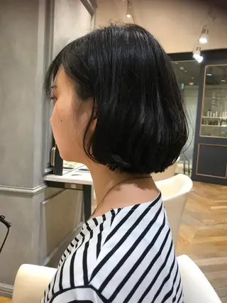 ショート パーマ 乾かすだけで艶髪酸性 ストレート髙橋悠耶のヘアスタイル
