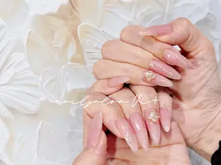 ネイル ✨Nailsalon Vi+✨のネイルデザイン