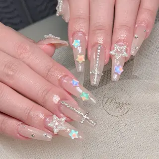 ネイル Maggie Nail🦩のネイルデザイン