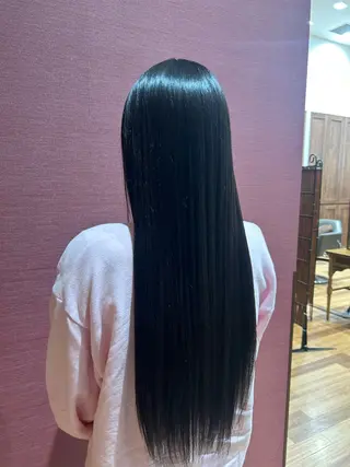 ロング 林 玲美のヘアスタイル