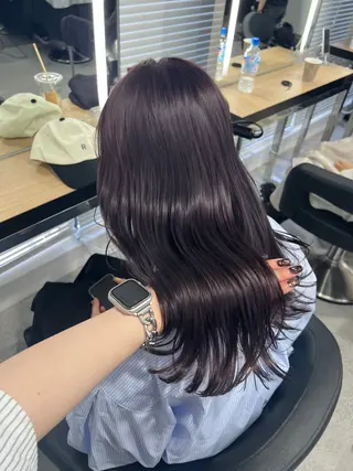 ロング カラー 暗髪🩶ラベンダー/ ブルー/ユウナ🤍のヘアスタイル